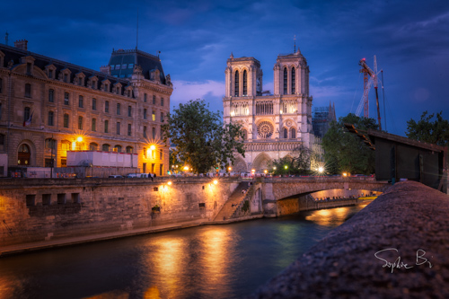Paris, FR